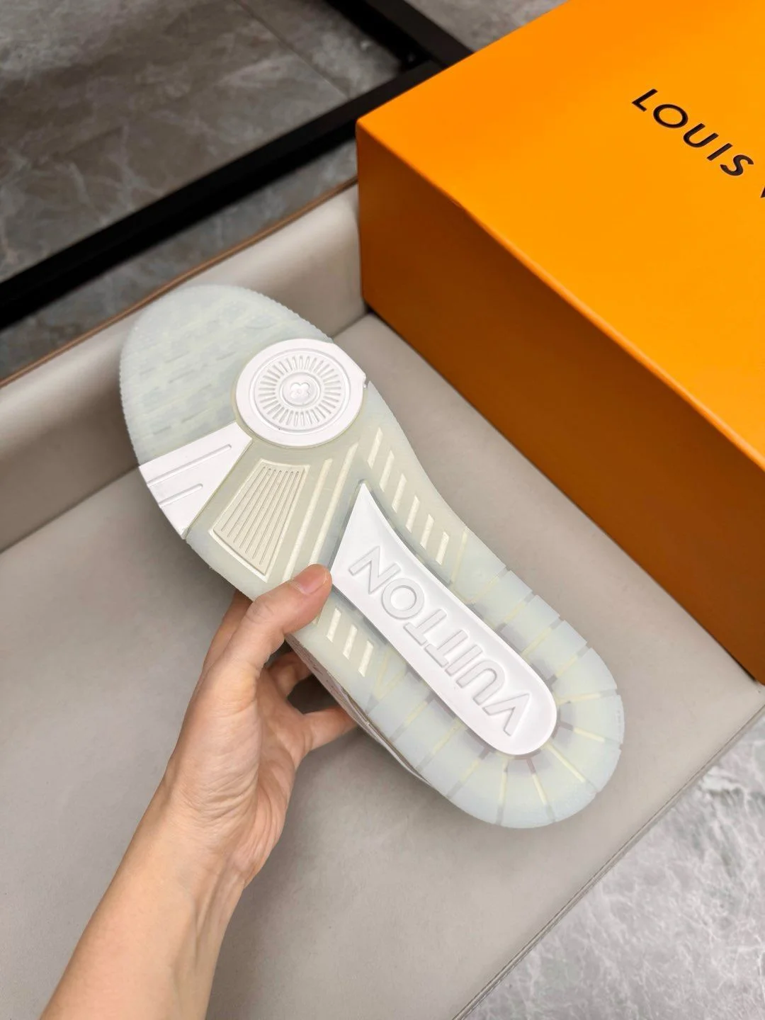 Louis Vuitton Trainer Sneaker OdorResistant 31017