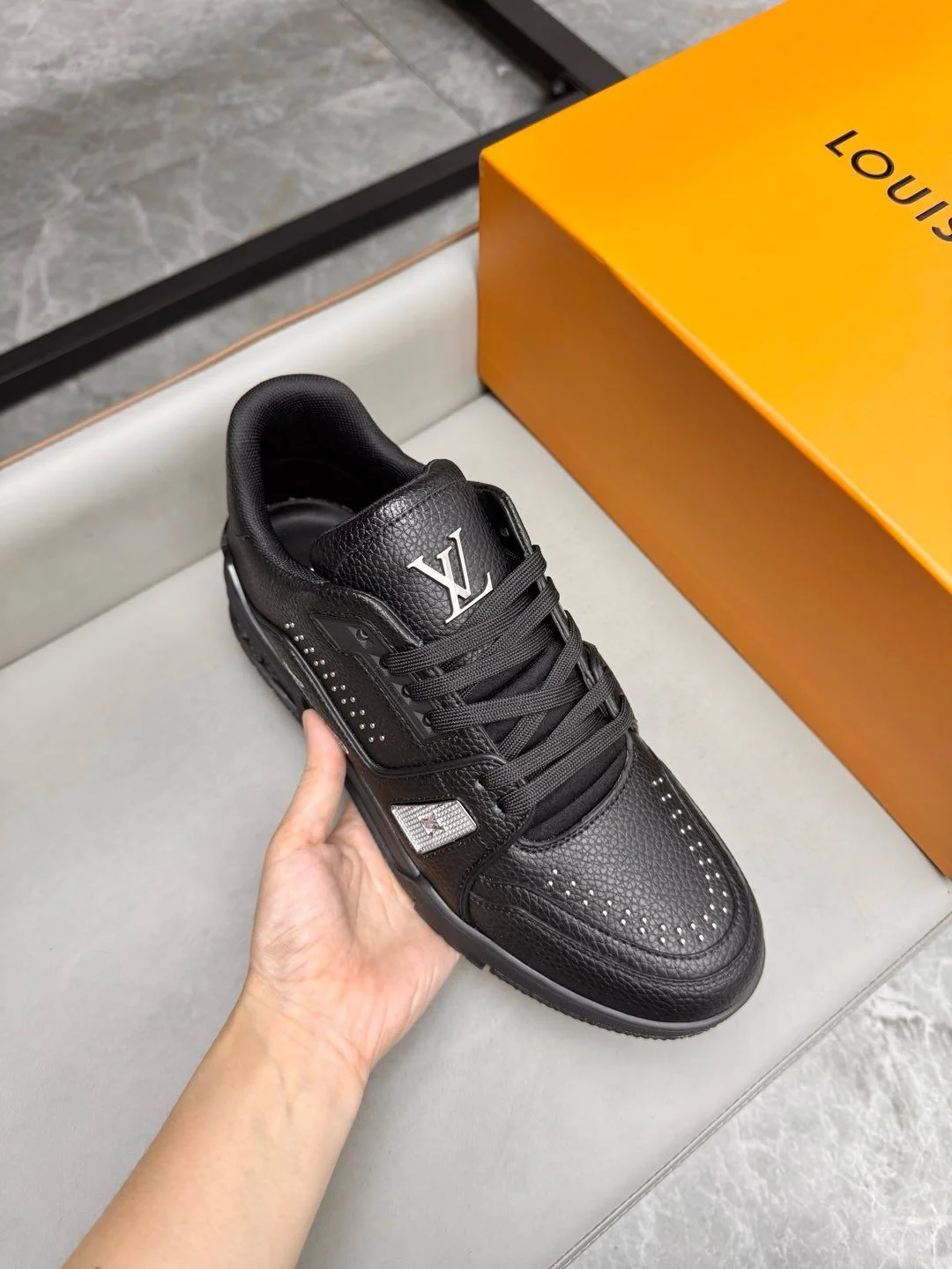 Louis Vuitton Trainer Sneaker WeatherProof 31002