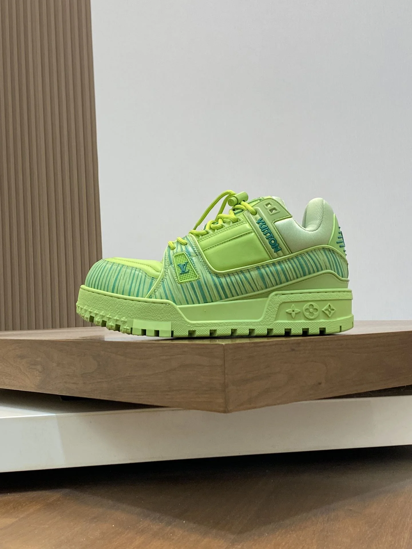 Louis Vuitton Trainer Sneaker EasyMatch 31007