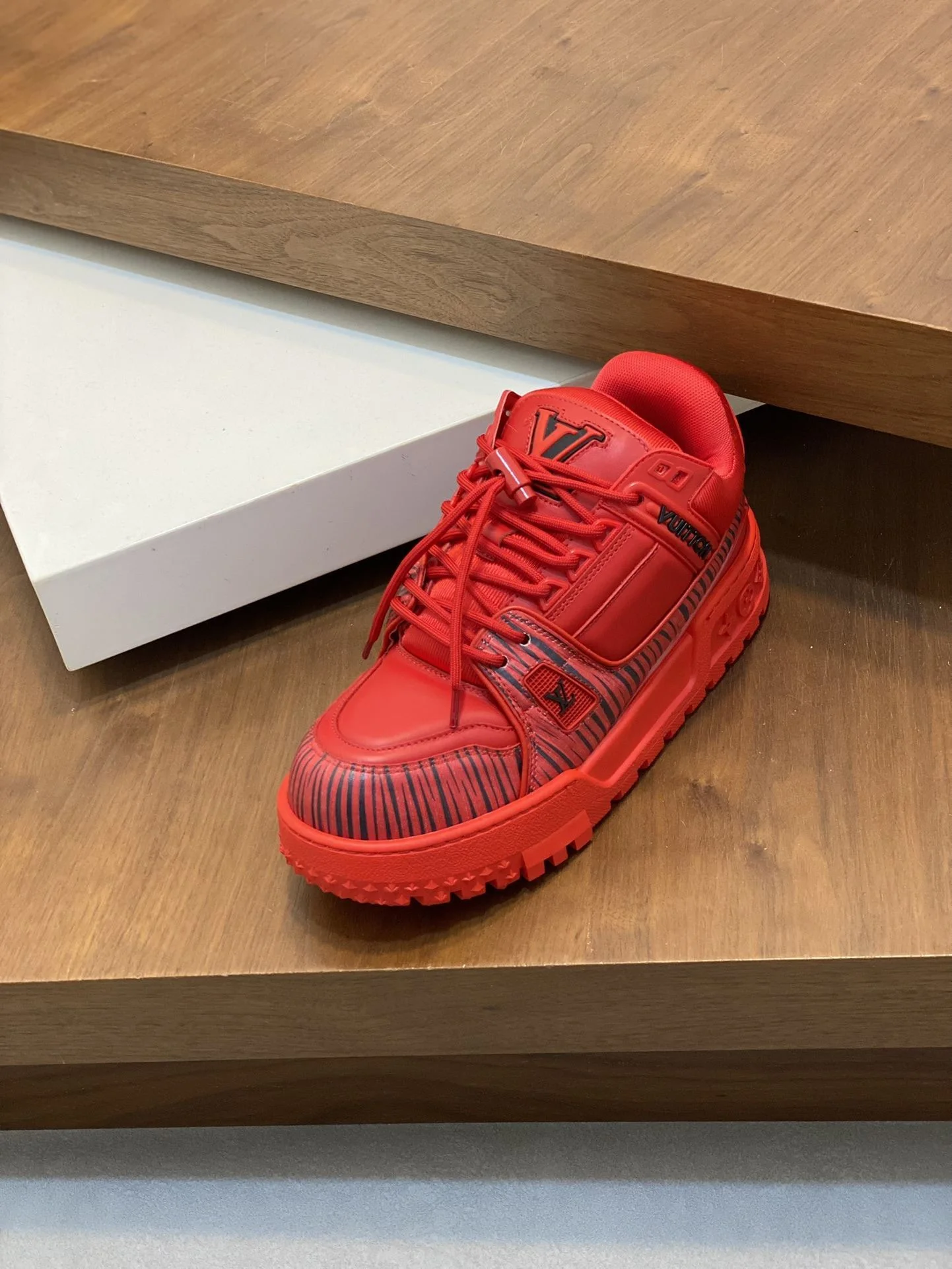 Louis Vuitton Trainer Sneaker Casual 31001