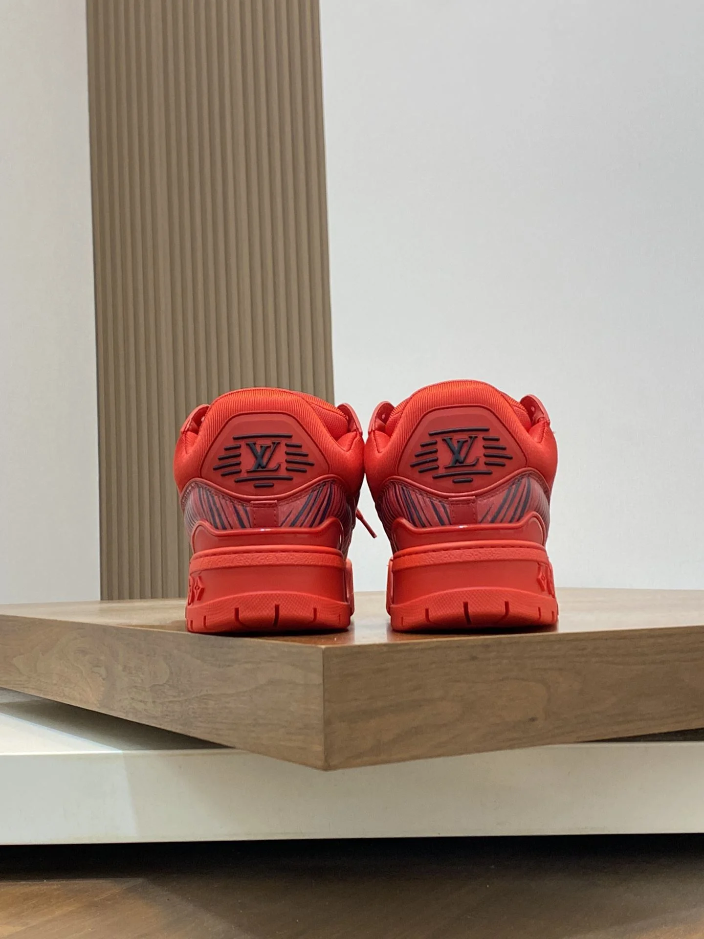 Louis Vuitton Trainer Sneaker Casual 31001