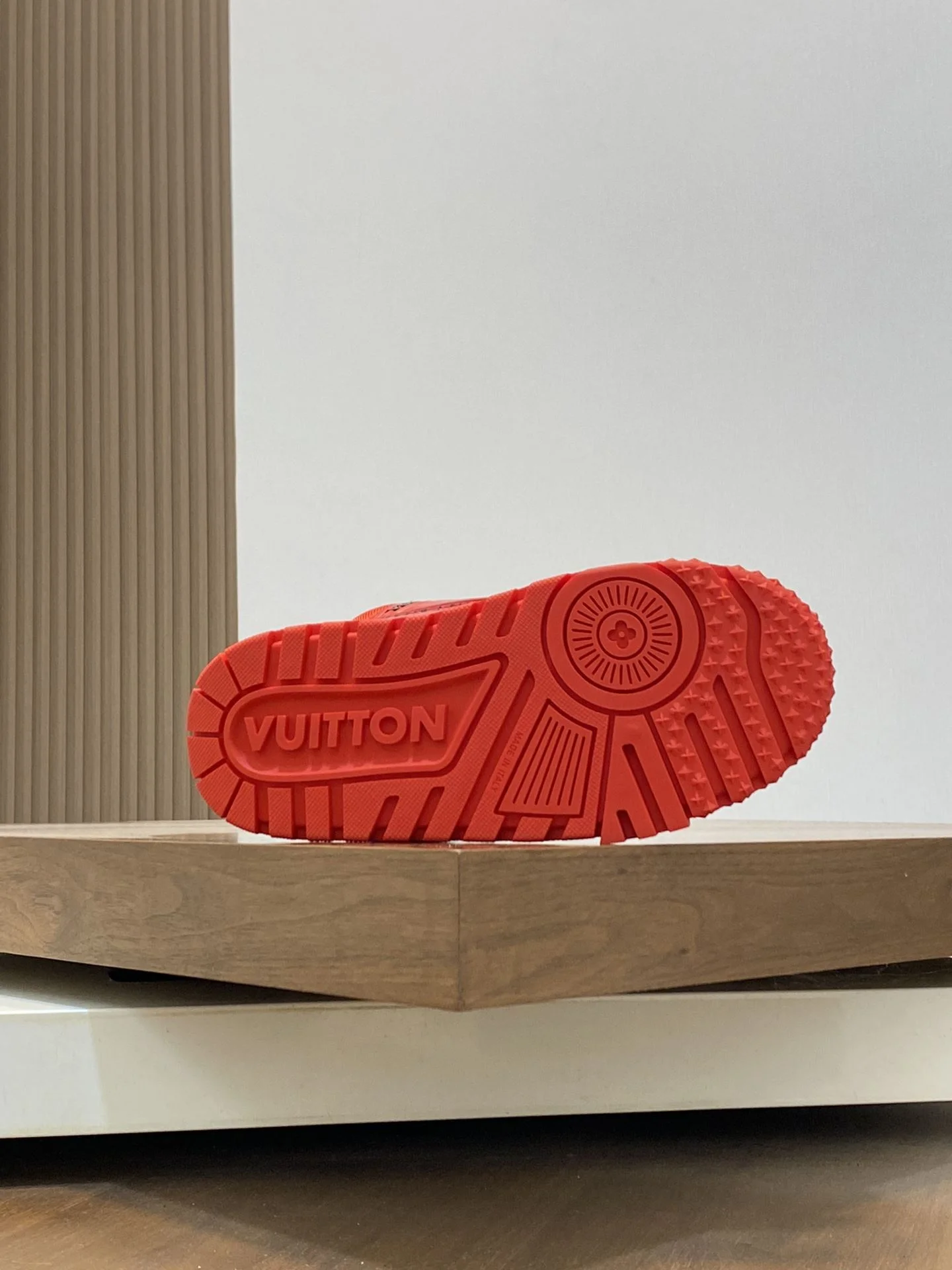 Louis Vuitton Trainer Sneaker Casual 31001