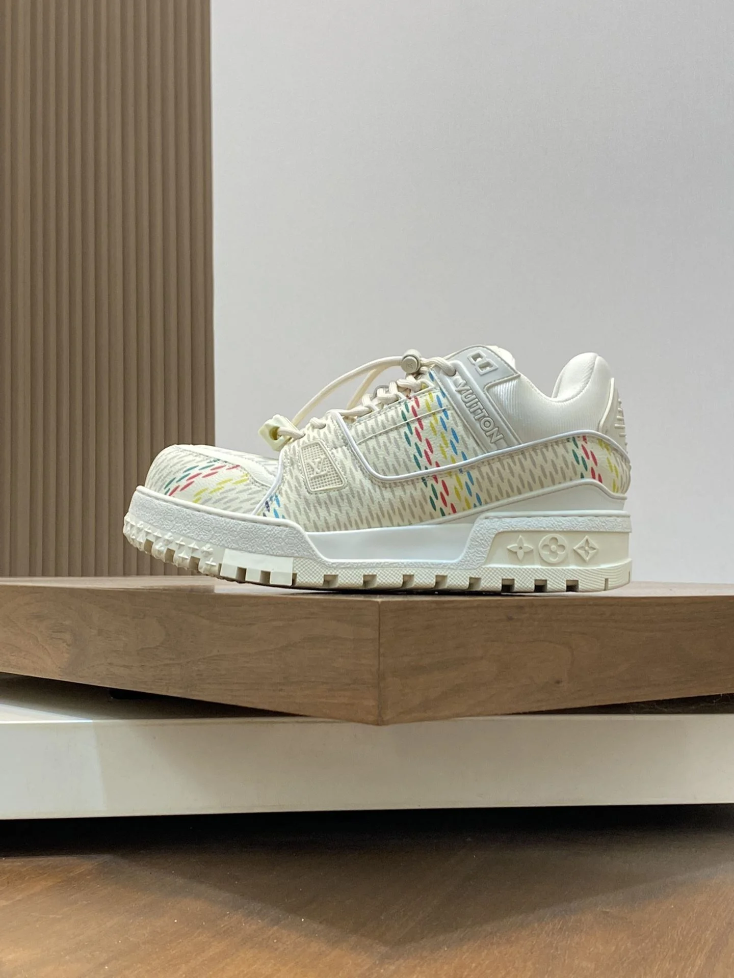 Louis Vuitton Trainer Sneaker Contemporary 31000