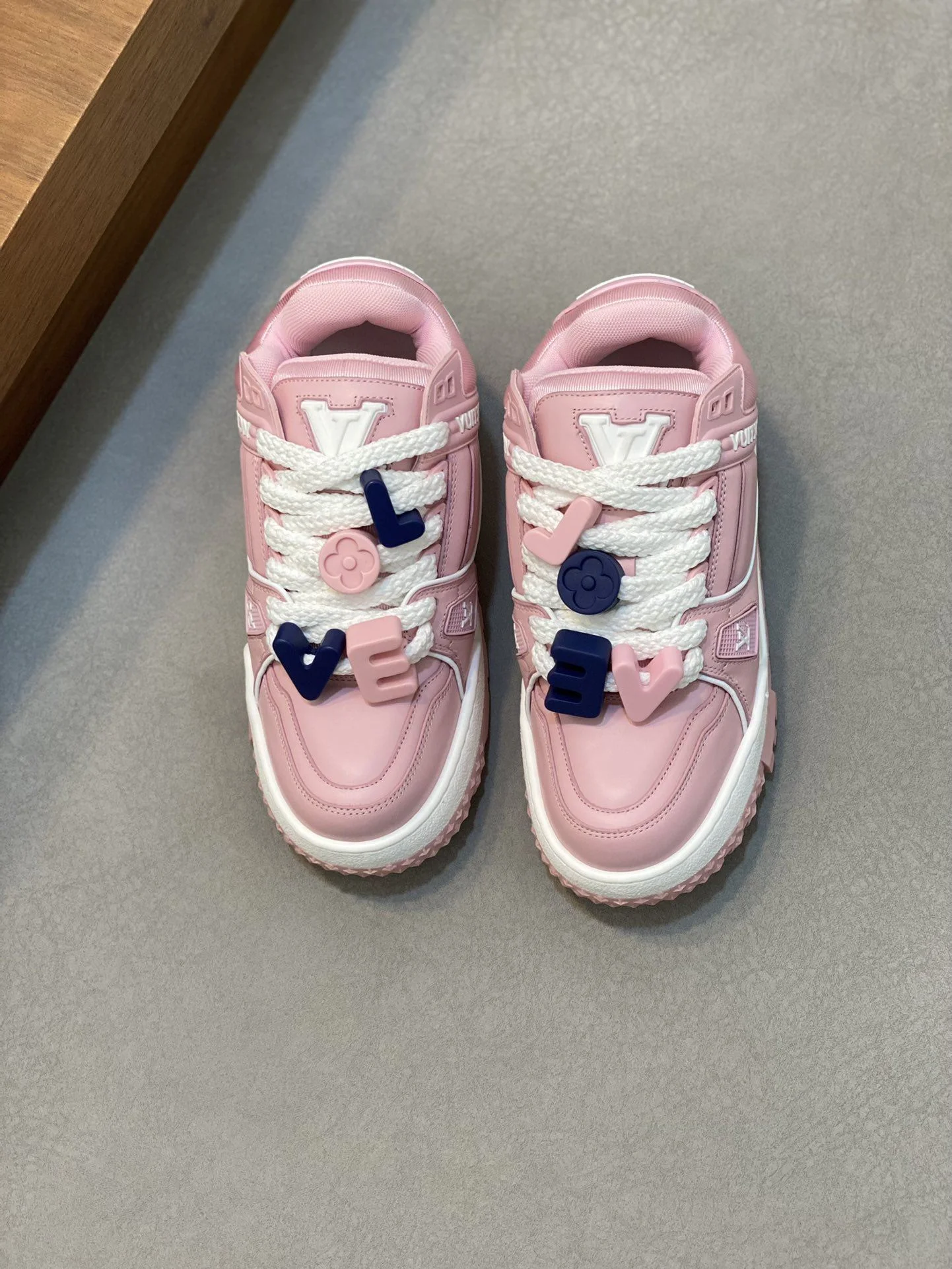 ComfortFit Louis Vuitton Trainer Sneaker 30989