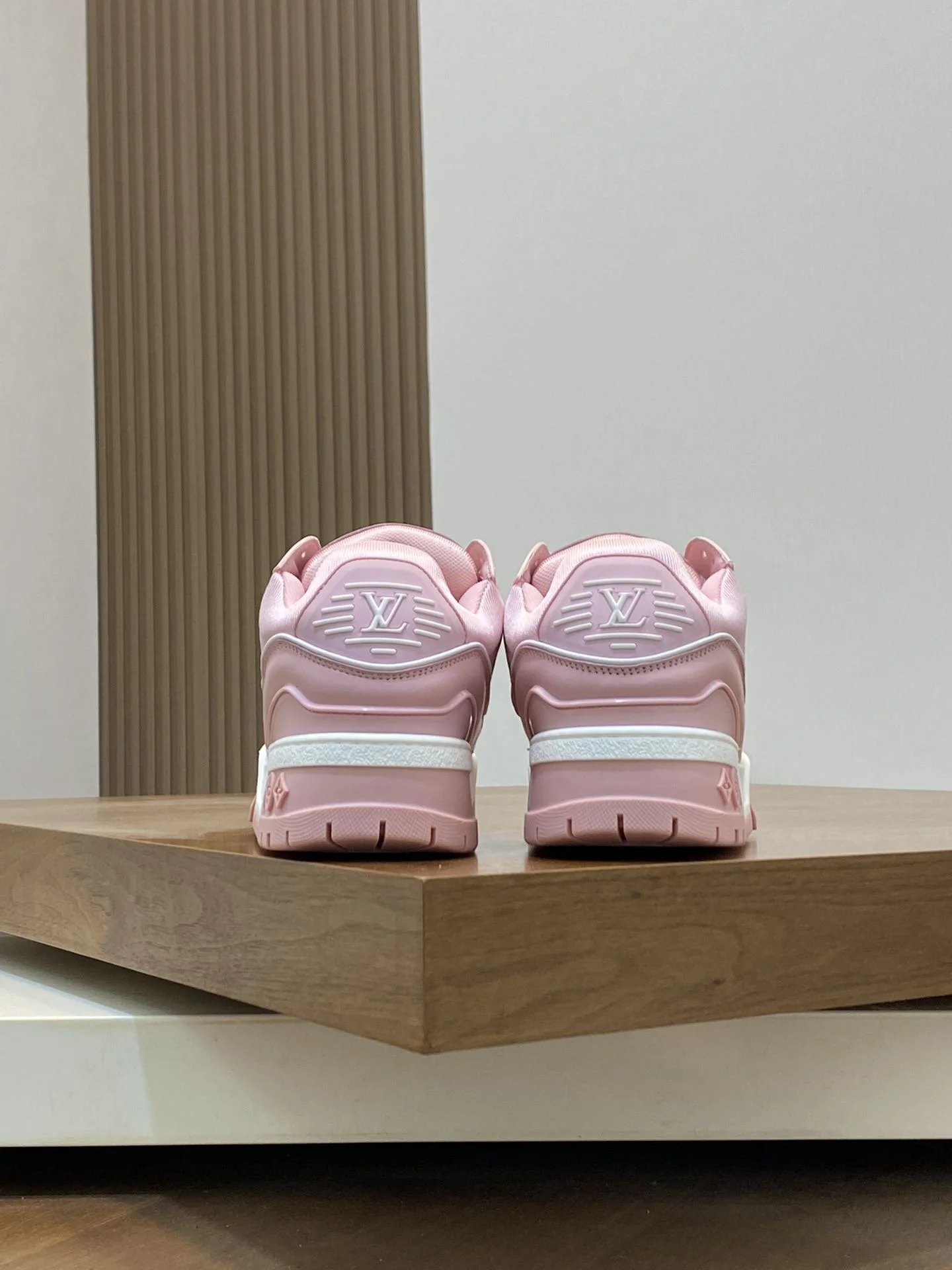 ComfortFit Louis Vuitton Trainer Sneaker 30989