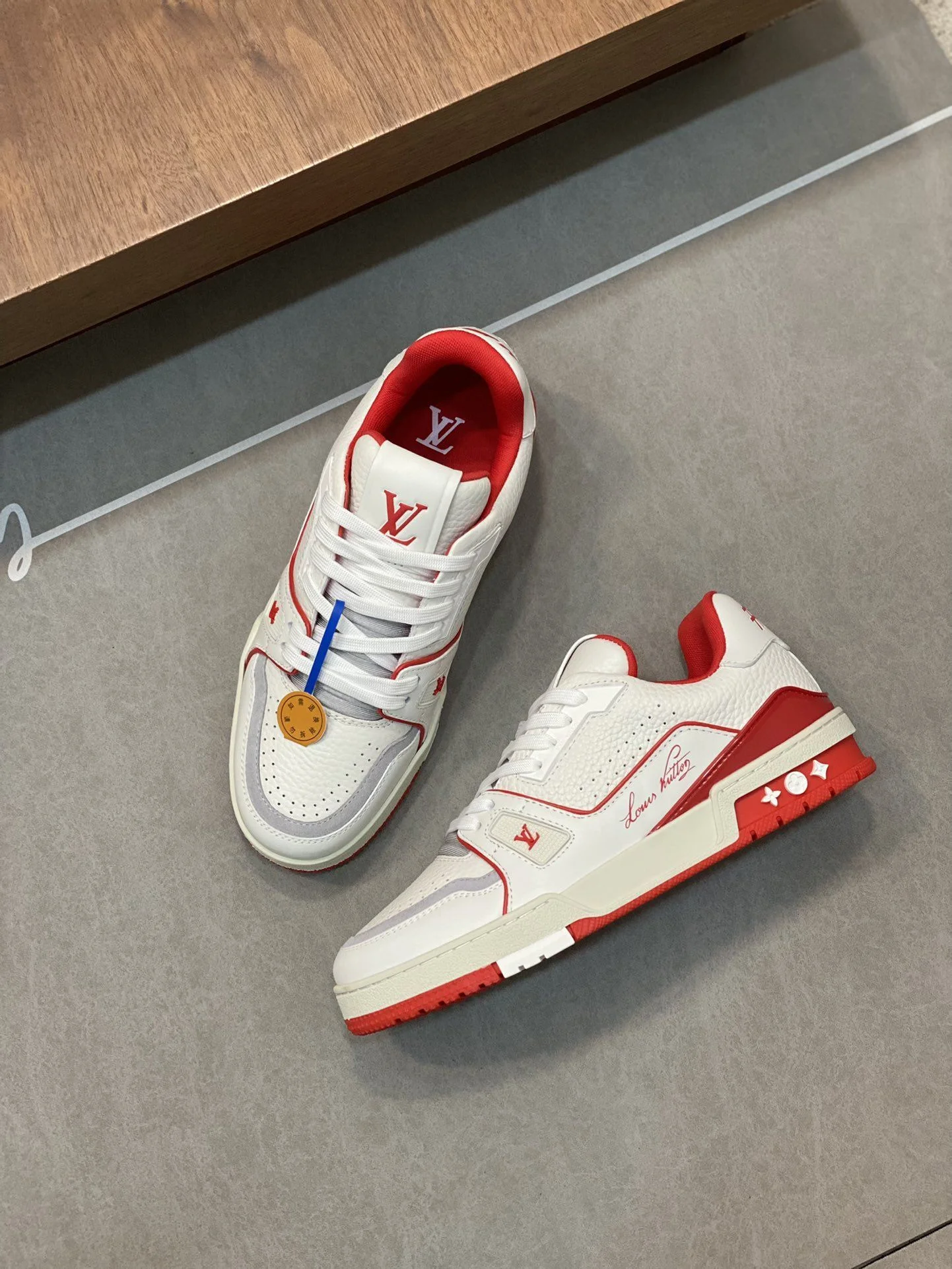Louis Vuitton Trainer Sneaker Refined 30952