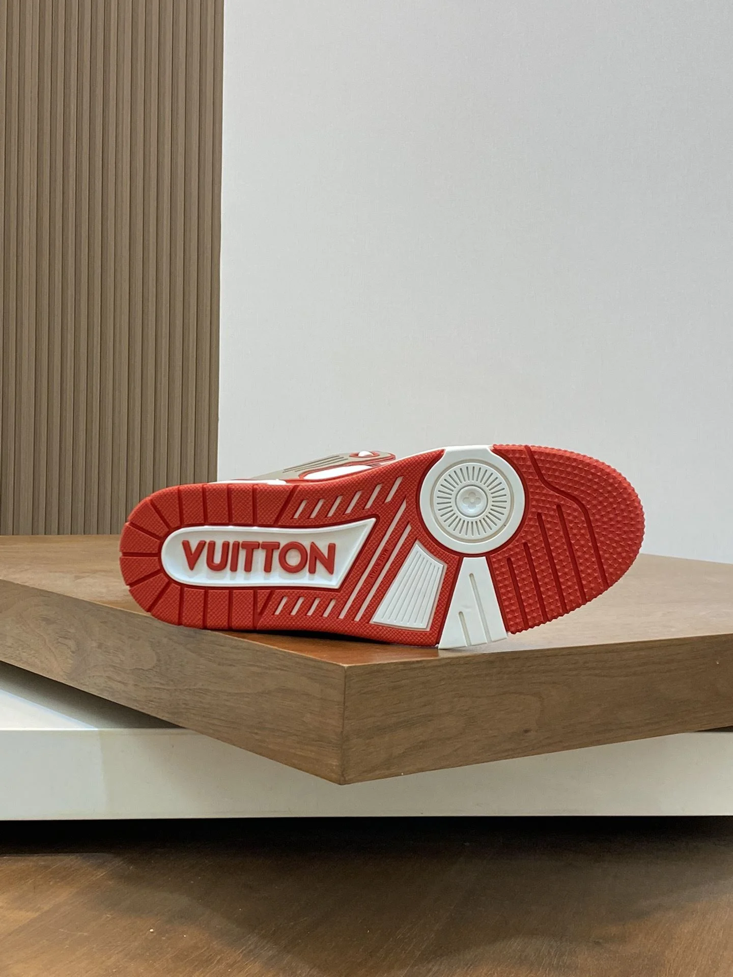 Louis Vuitton Trainer Sneaker FreshLook 30975
