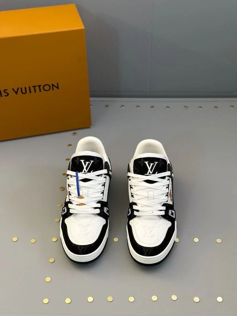 Louis Vuitton Trainer Sneaker FreshLook 30981