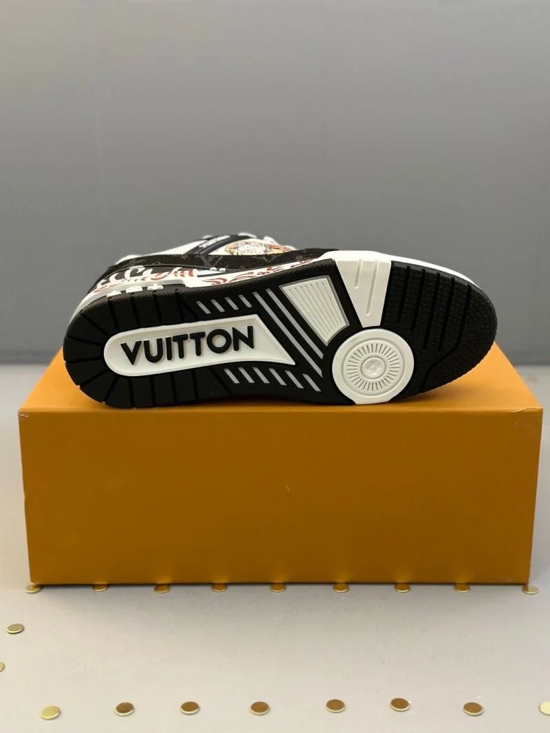 Louis Vuitton Trainer Sneaker FreshLook 30981