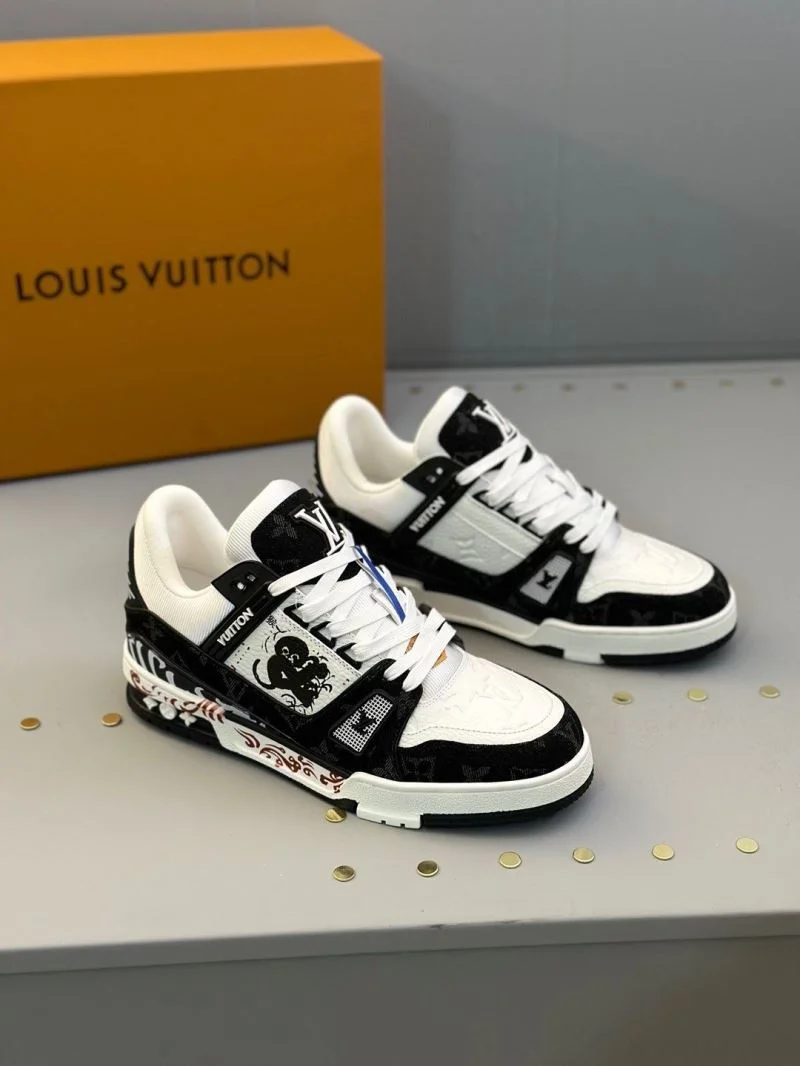 Minimalist Louis Vuitton Trainer Sneaker 30980