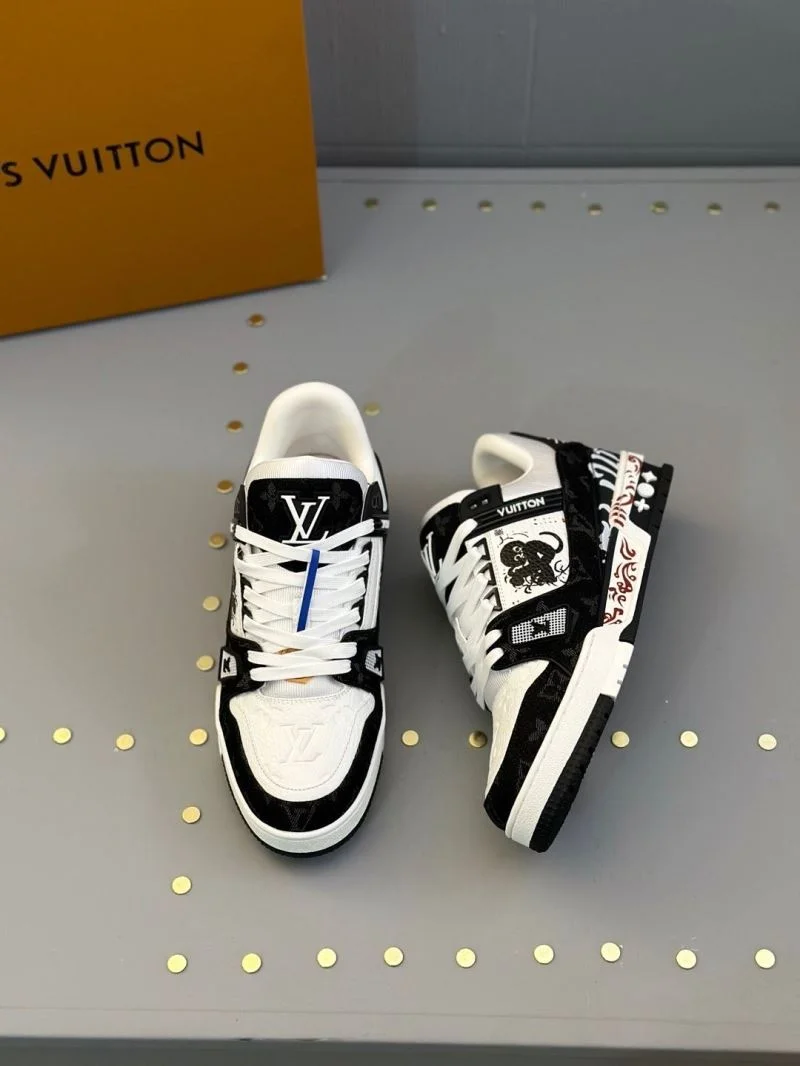Minimalist Louis Vuitton Trainer Sneaker 30980