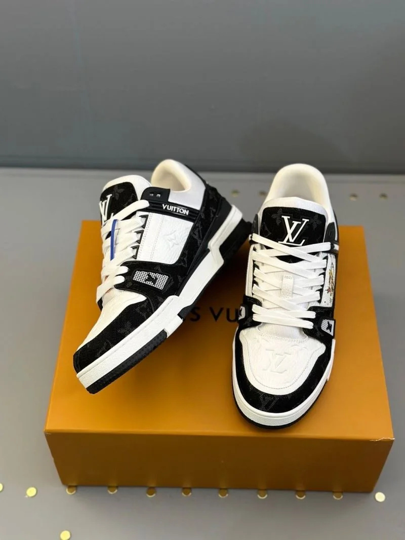 Louis Vuitton Trainer Sneaker Original 30976