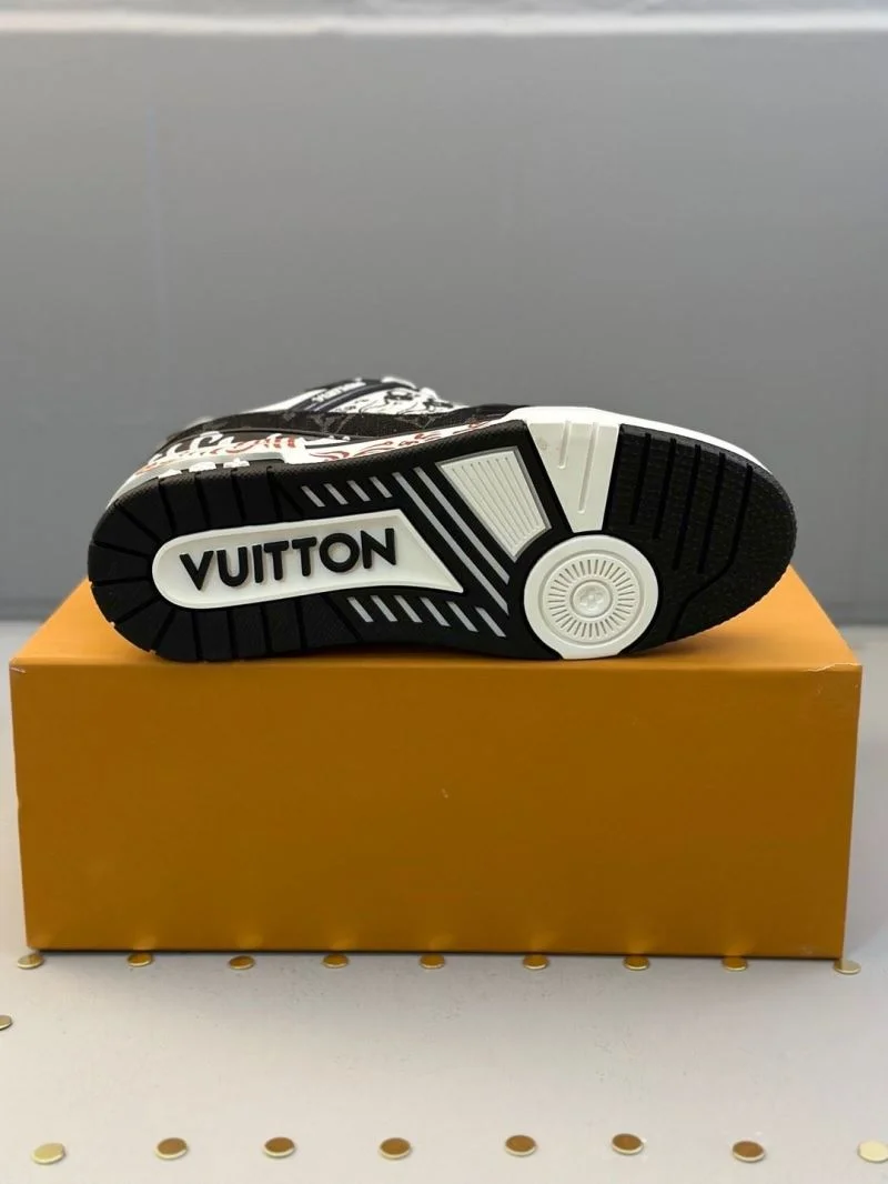 Louis Vuitton Trainer Sneaker OdorResistant 30978