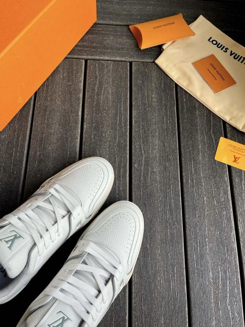 Louis Vuitton Trainer Sneaker WrinkleFree 30951
