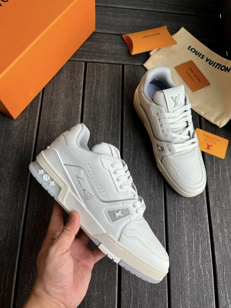 Louis Vuitton Trainer Sneaker WrinkleFree 30951