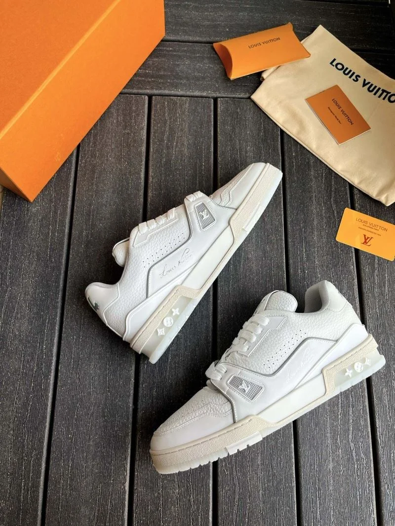 Louis Vuitton Trainer Sneaker WrinkleFree 30951
