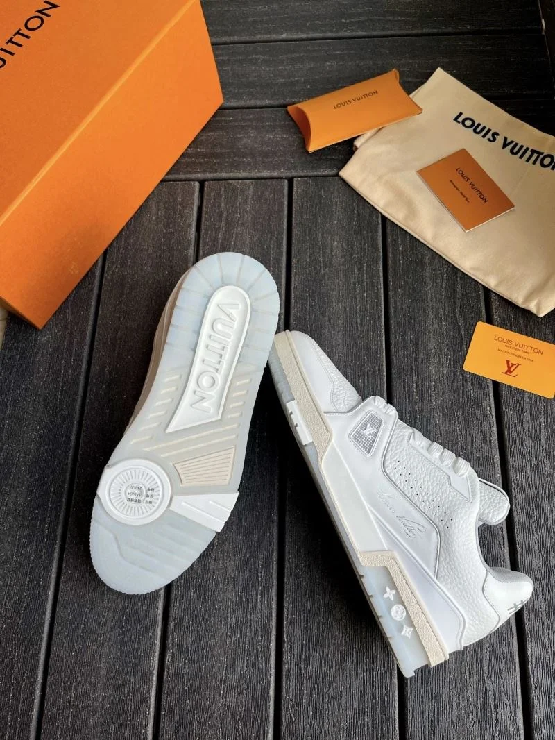 Louis Vuitton Trainer Sneaker WrinkleFree 30951