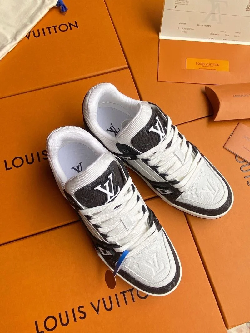 Louis Vuitton Trainer Sneaker EasyCare 30947