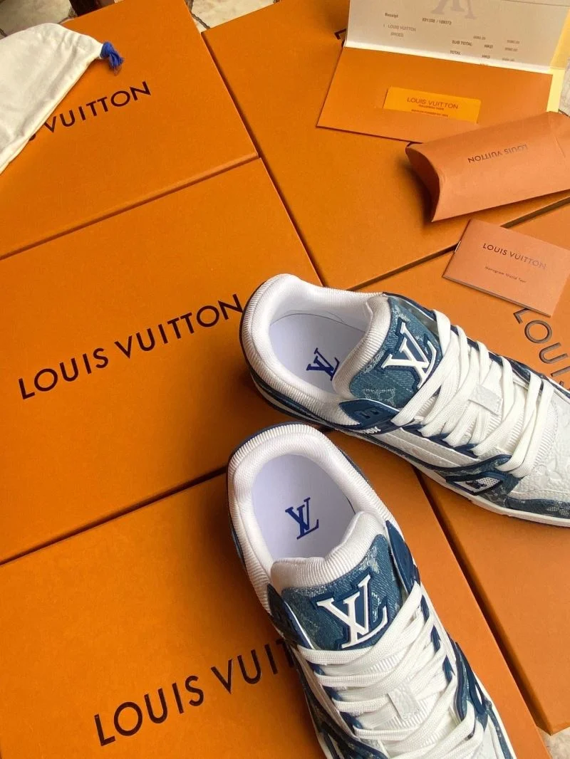 Louis Vuitton Trainer Sneaker Affordable 30949