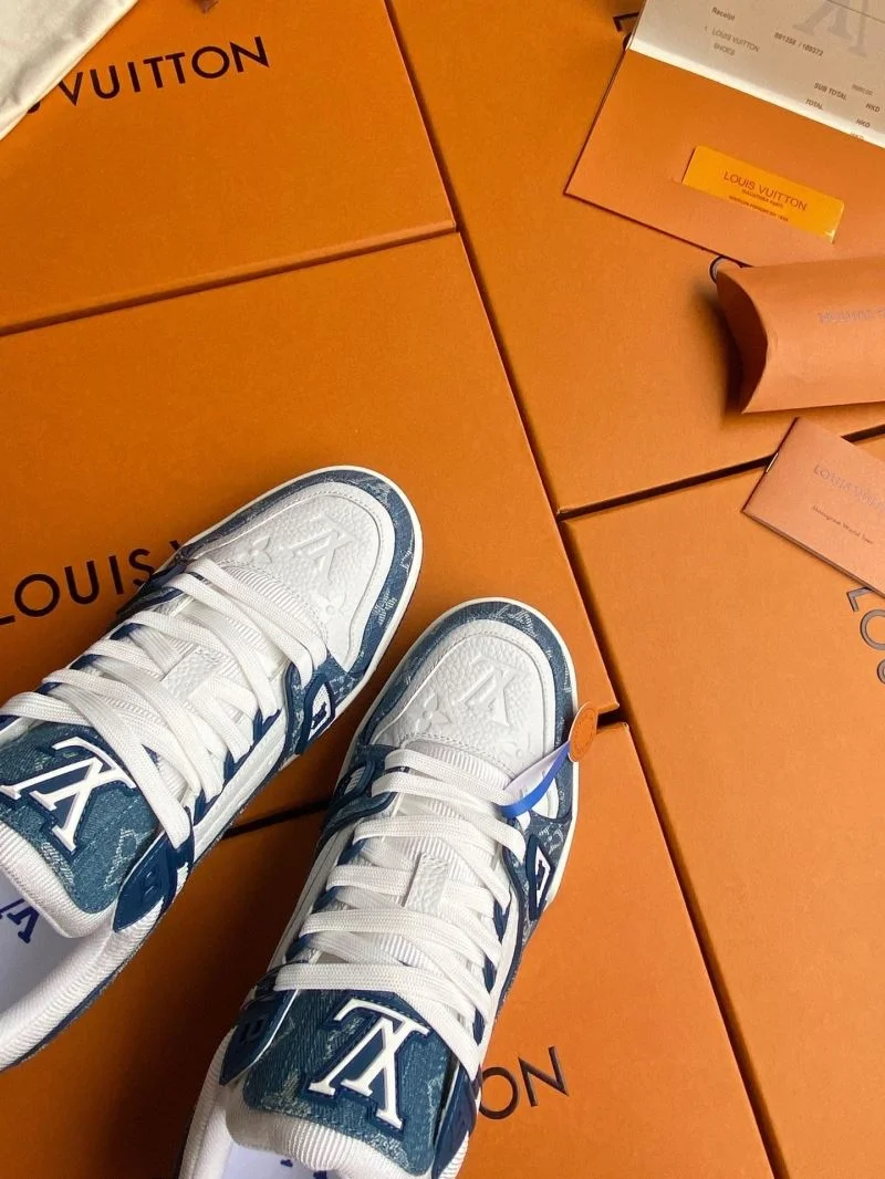 Louis Vuitton Trainer Sneaker Affordable 30949