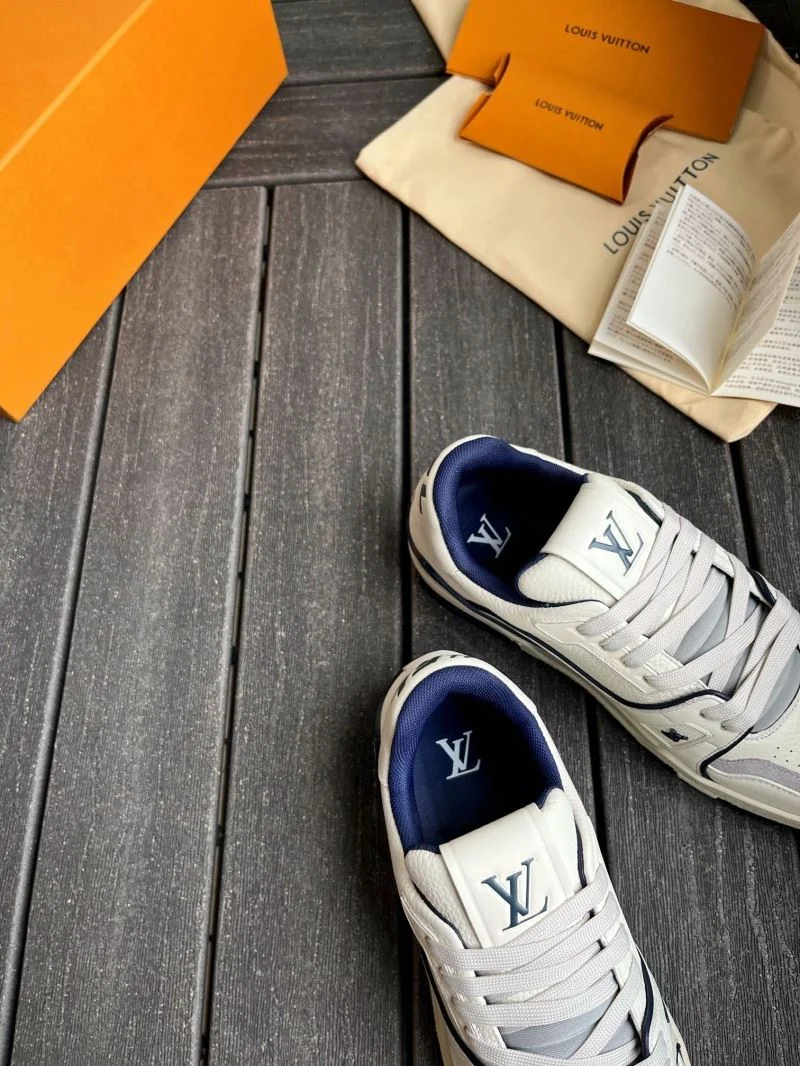 Louis Vuitton Trainer Sneaker WrinkleFree 30948