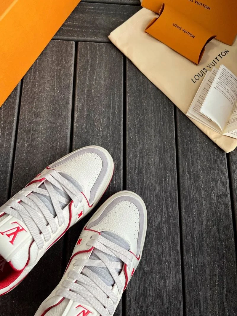 Louis Vuitton Trainer Sneaker TopPick 30943