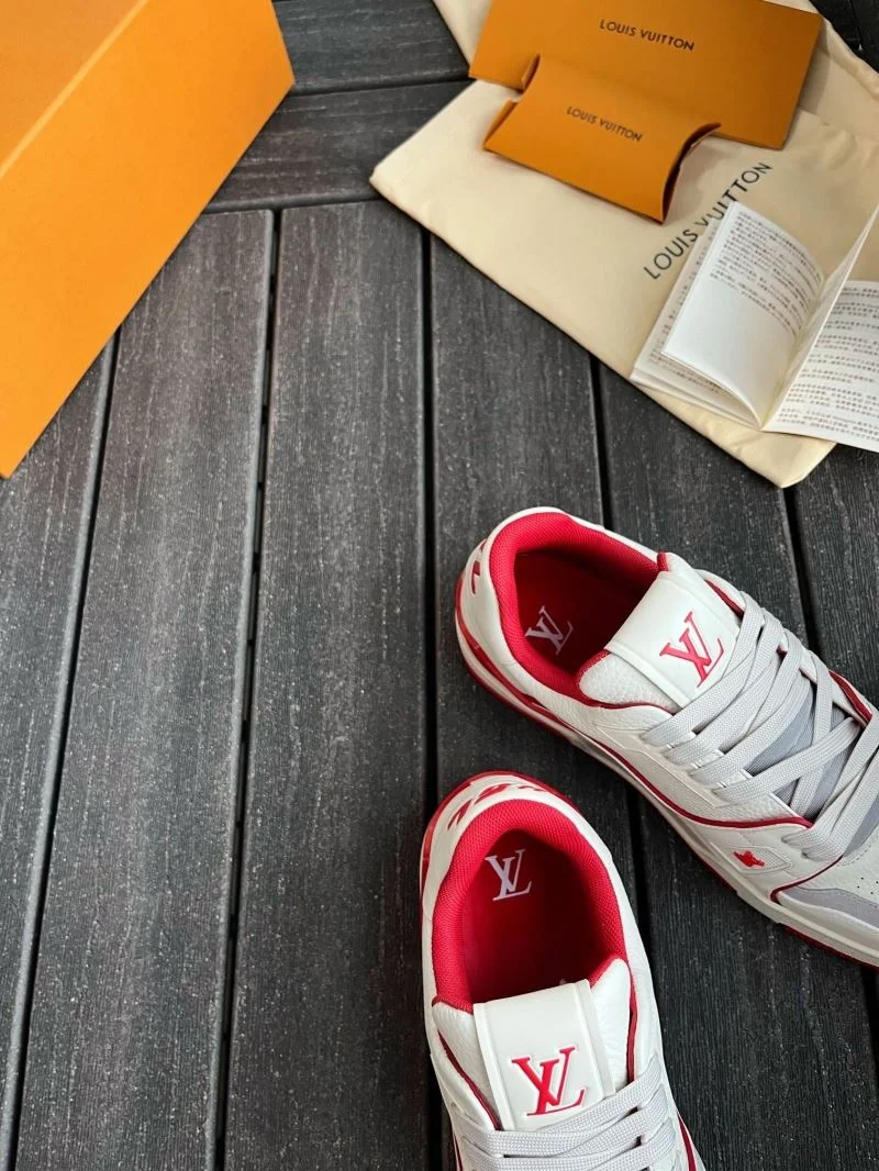 Louis Vuitton Trainer Sneaker TopPick 30943