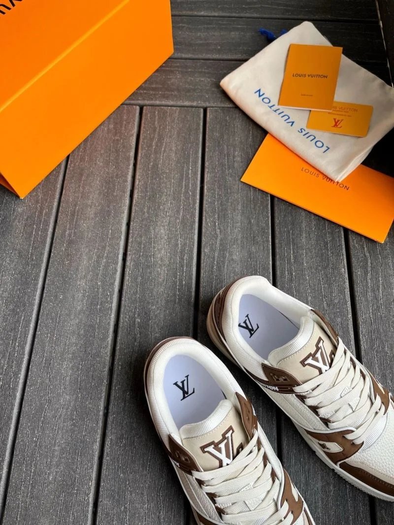 RelaxedFit Louis Vuitton Trainer Sneaker 30937