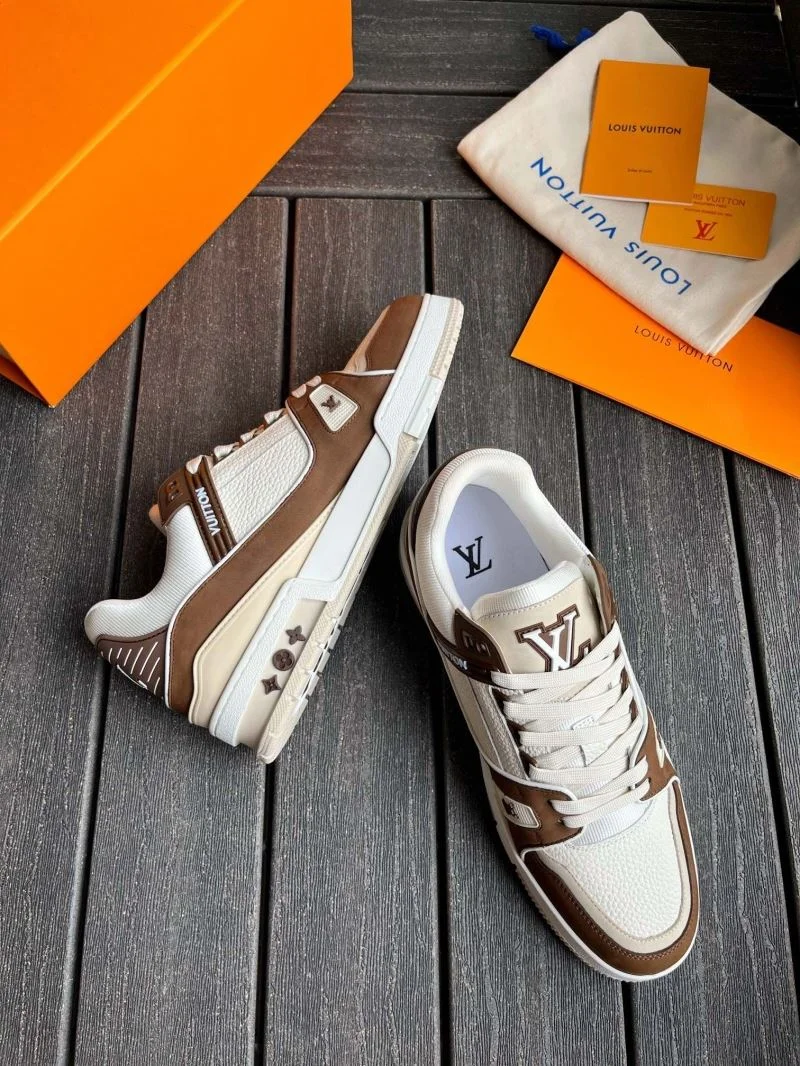 RelaxedFit Louis Vuitton Trainer Sneaker 30937