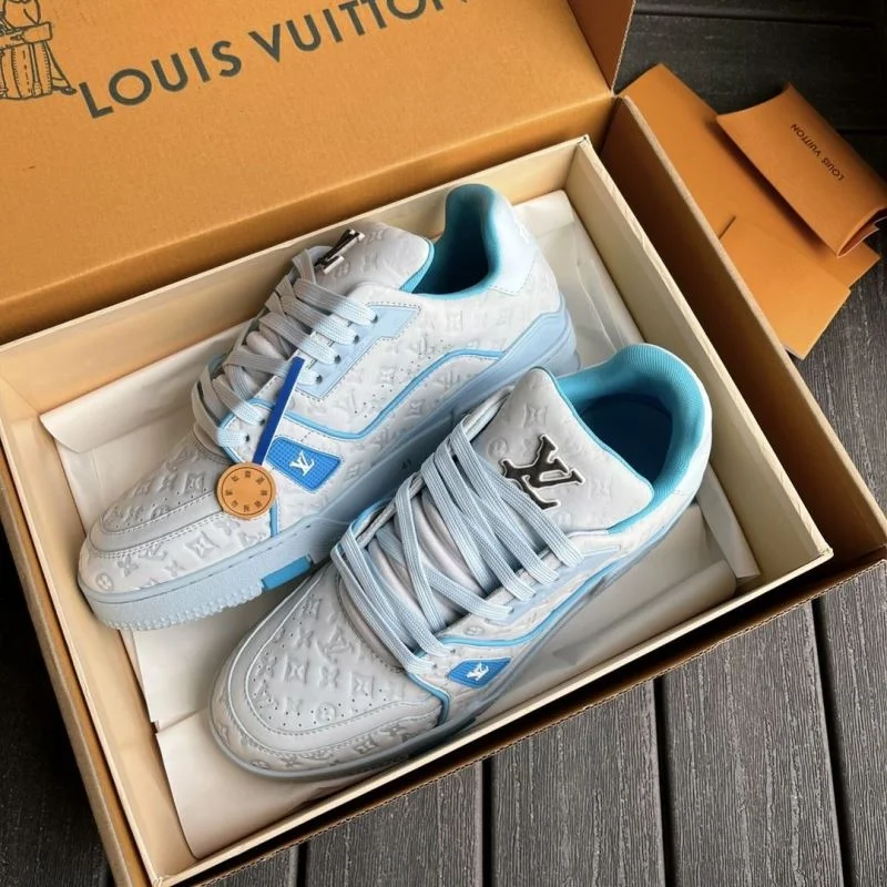 Unique Louis Vuitton Trainer Sneaker 30330