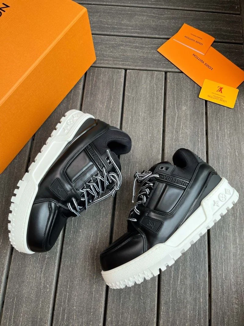 Premium Louis Vuitton Trainer Sneaker 30941