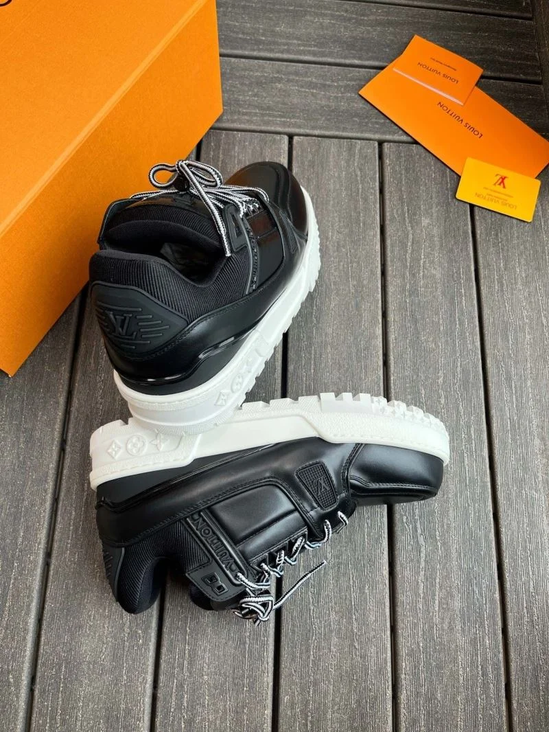 Premium Louis Vuitton Trainer Sneaker 30941