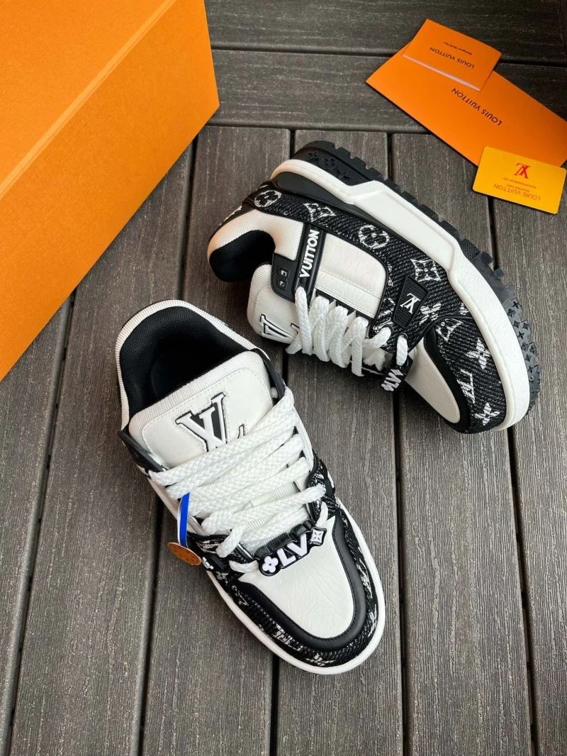Popular Louis Vuitton Trainer Sneaker 30916