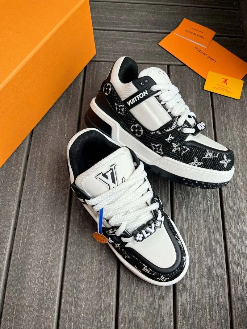 Popular Louis Vuitton Trainer Sneaker 30916