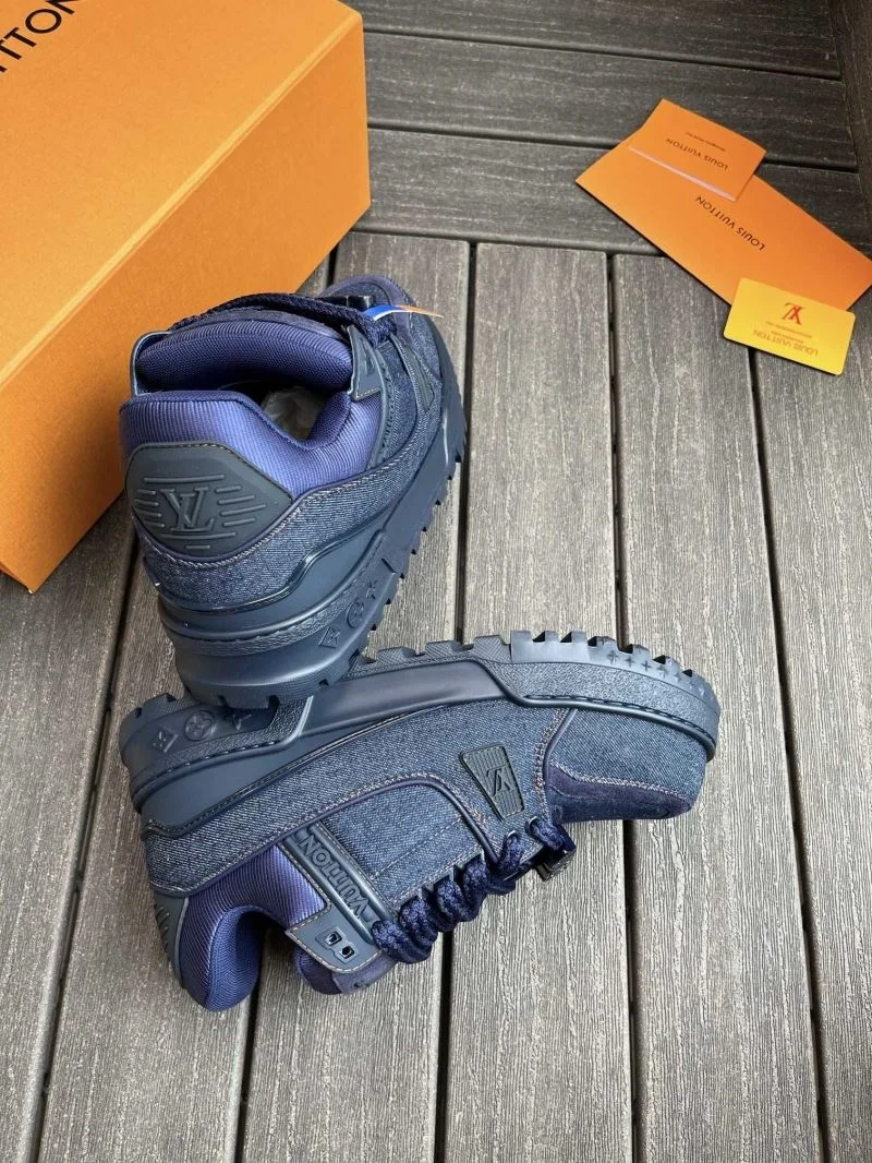 Louis Vuitton Trainer Sneaker HighQuality 30923