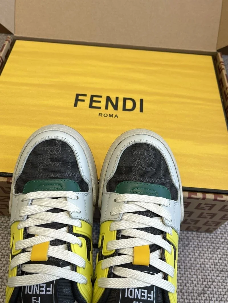 Stretchable Louis Vuitton Trainer Sneaker 30928