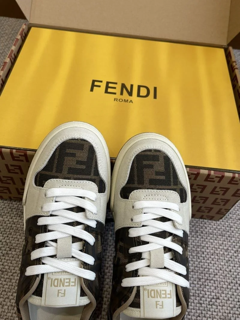 Louis Vuitton Trainer Sneaker Supportive 30917