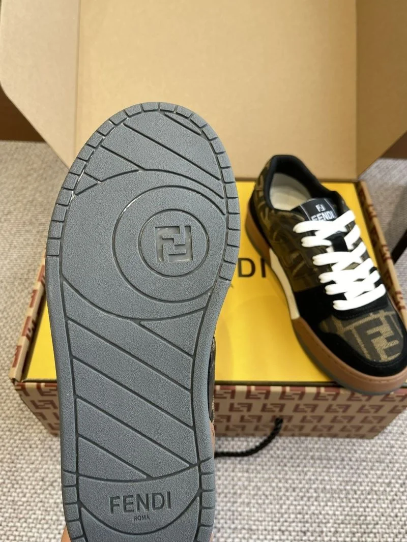 AllSeason Louis Vuitton Trainer Sneaker 30927