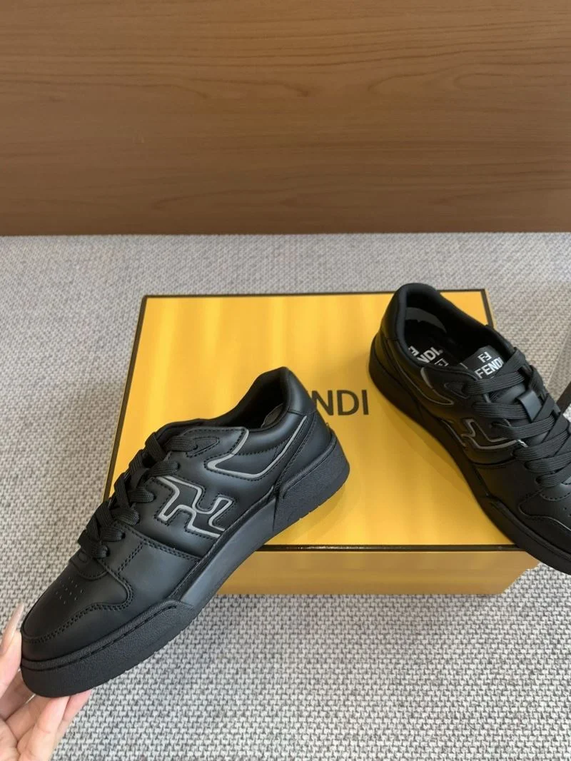Louis Vuitton Trainer Sneaker HighQuality 30906