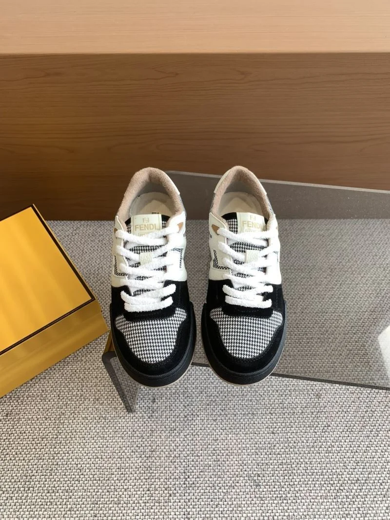 Sporty Louis Vuitton Trainer Sneaker 30902