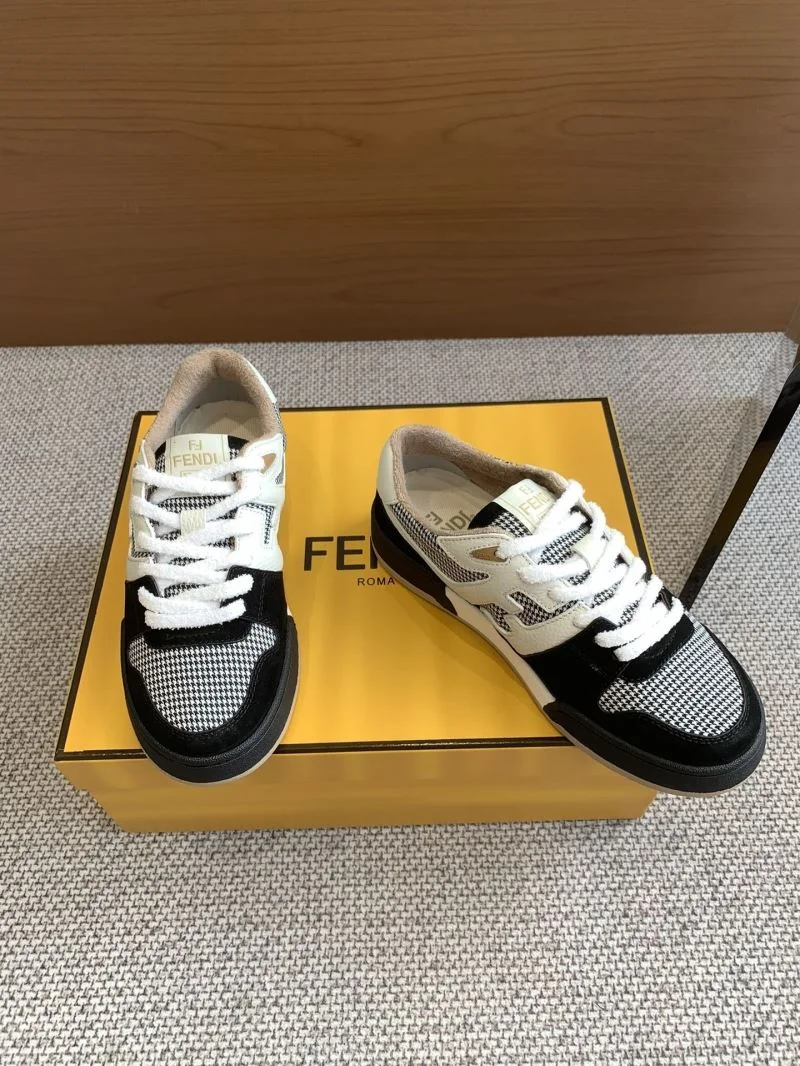 Sporty Louis Vuitton Trainer Sneaker 30902