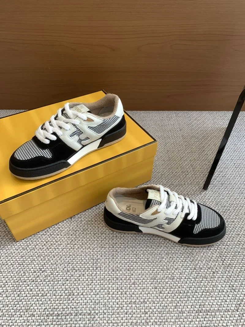 Sporty Louis Vuitton Trainer Sneaker 30902