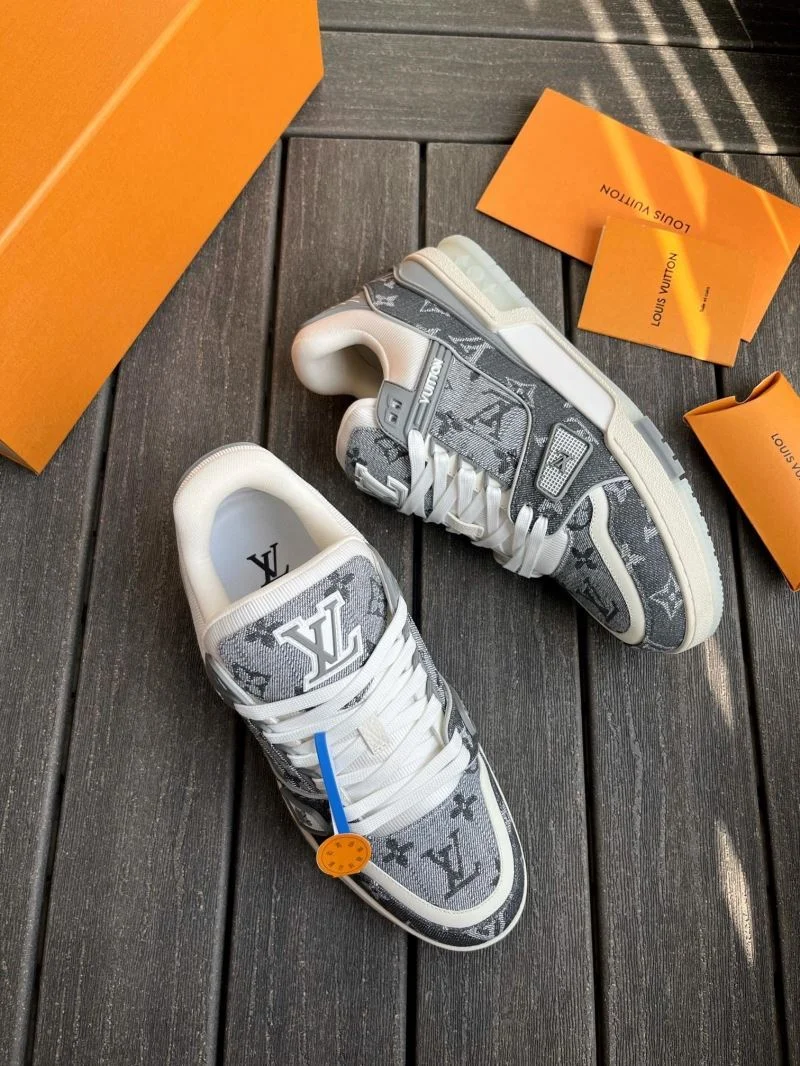 Louis Vuitton Trainer Sneaker FastDry 30900