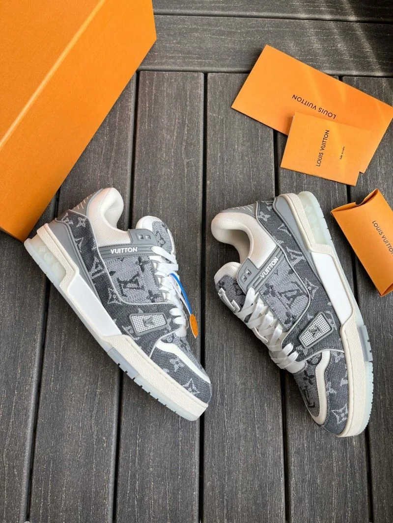 Louis Vuitton Trainer Sneaker FastDry 30900