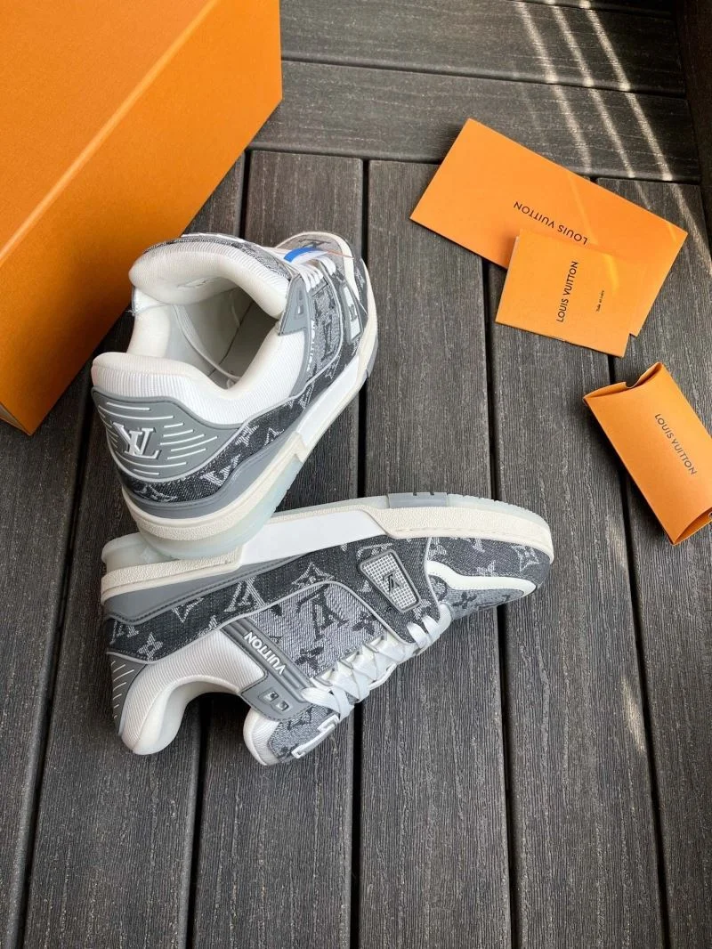 Louis Vuitton Trainer Sneaker FastDry 30900