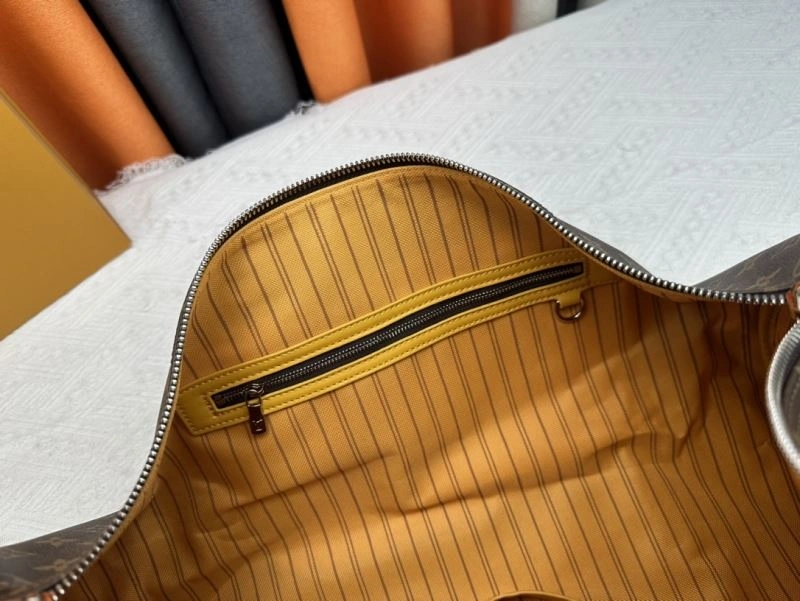 Louis Vuitton Travel Bags Durable 80297