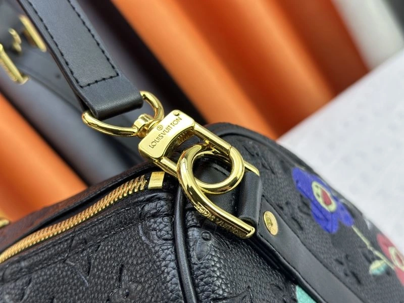 Louis Vuitton Travel Bags FlexibleFit 80283