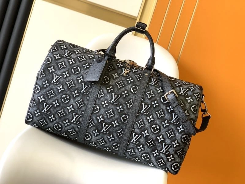 Flexible Louis Vuitton Travel Bags 94172