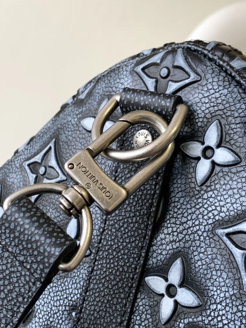 Flexible Louis Vuitton Travel Bags 94172