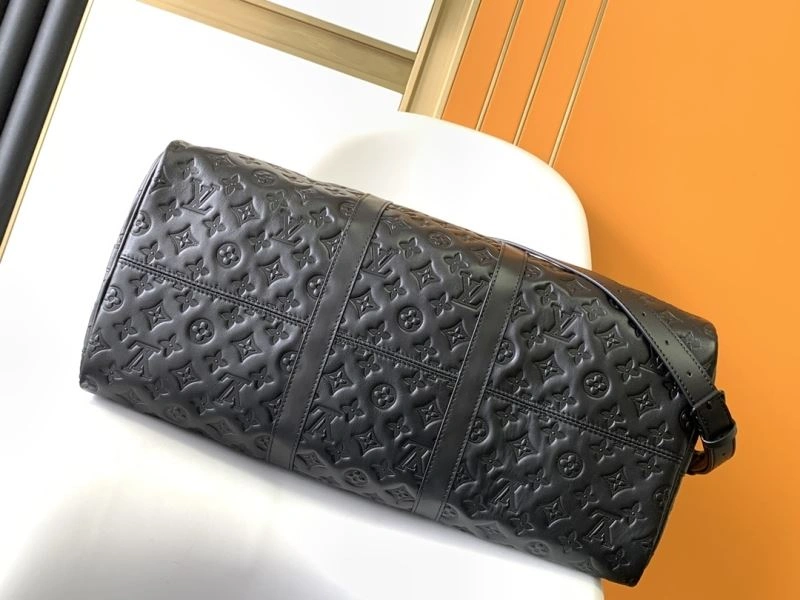 WaterResistant Louis Vuitton Travel Bags 94126